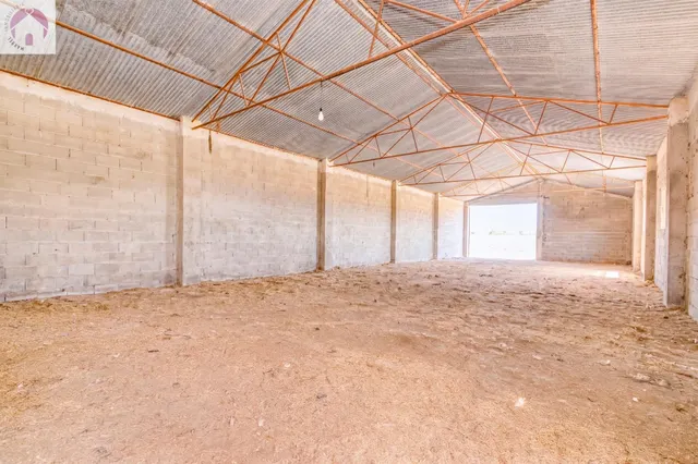 Finca en Atarfe con dos naves y cobertizo — 12