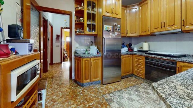 Exclusiva casa adosada de 4 dormitorios con gran terraza en  - foto 4