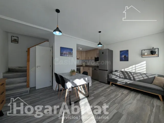 ¡PRIMERA LÍNEA DE PLAYA! BONITO ADOSADO REFORMADO CON TERRAZA Y GARAJE — 3