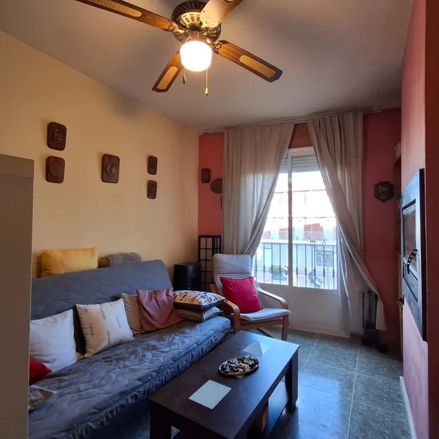 VIVE EN EL CENTRO: PISO CON ENCANTO EN LA PLAZA — 20