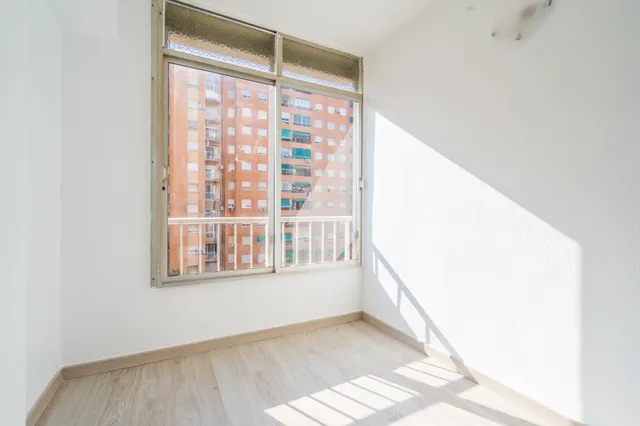 GRAN PISO EN VENTA REFORMADO — 23