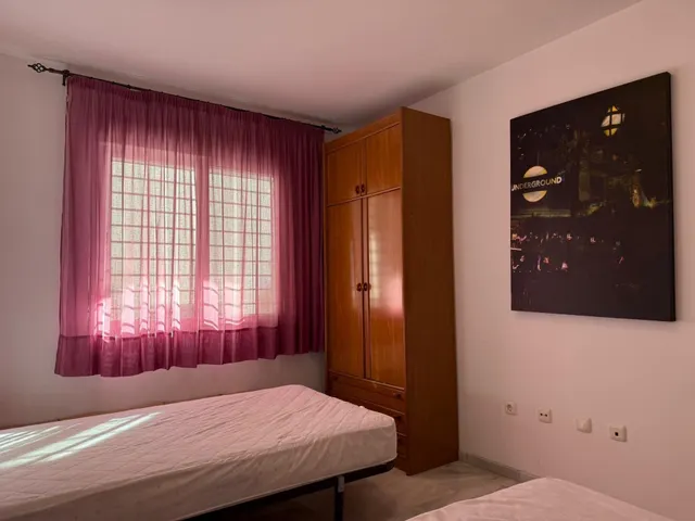 Apartamento con garaje y trastero en Calle Castañetero, 34 — 12