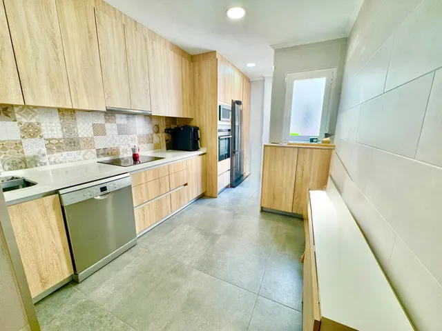 Impresionante Piso Seminuevo en Orihuela, con balcón, muy luminoso.. en zona Espeñetas  ¡Tu Nuevo Hogar Te Espera! — 23