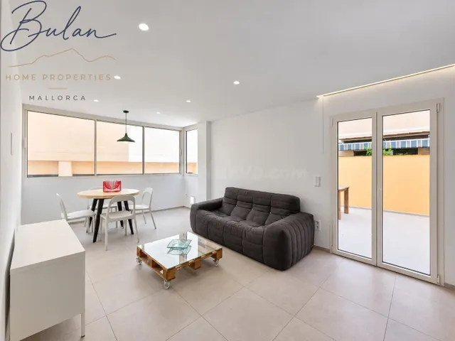 Planta baja a 150 metros del mar en el exclusivo Puerto de A