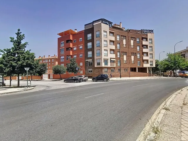 Piso con enorme terraza en Barrio de los Periodistas de Gran