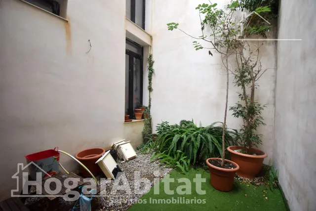 ¡Perfecto para invertir! Casa de cuatro alturas  para reformar con garaje y dos terrazas, cerca del centro — 6