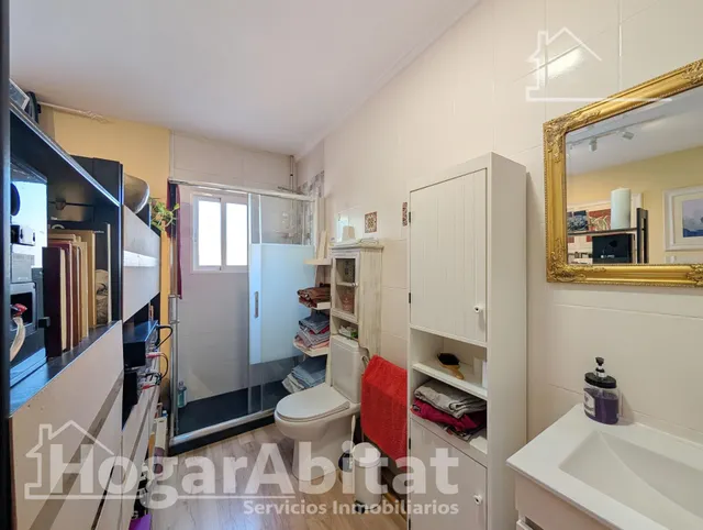 ¡Cerca del mar! Precioso Adosado reformado en residencial, con solarium, piscina comunitaria y garaje — 34