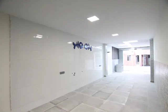 Local comercial de 108 m2 en Plaça Catalunya — 10