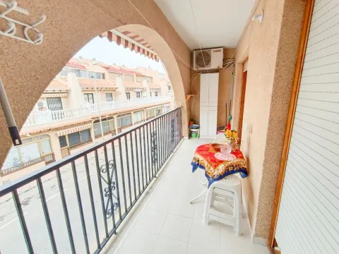 Apartamento con piscina – Playa del Cura, Torrevieja