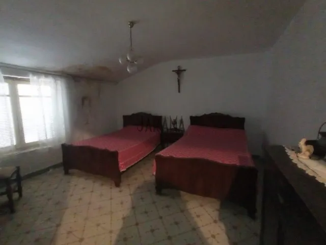 CASA EN FUSTIÑANA — 12