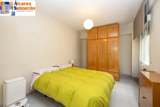 Piso 4 habitaciones 105m² en venta - Realejo — 11
