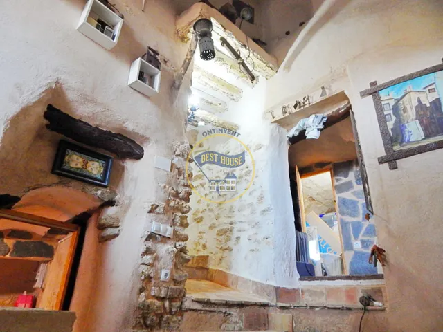 CASA CON VISTAS ESPECTACULARES EN CASCO ANTIGUO DE BOCAIRENT (VALENCIA) — 4