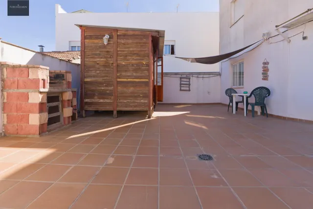 Piso en el centro de Armilla con patio privado de 66m — 23