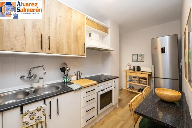 Piso y cochera en venta junto Acera de Darro. — 7