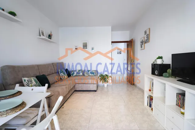 Apartamento de 2 dormitorios, 1 baños y 2 terrazas. en el centro de los alcazares, Murcia — 4