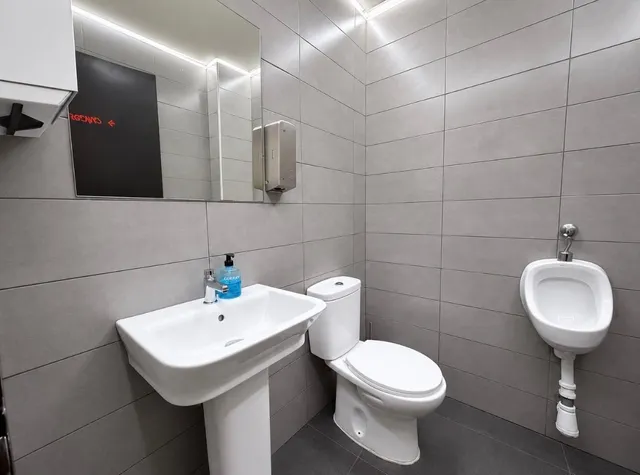 Local comercial 121m² en alquiler - Raval - Puertas Coloradas — 7