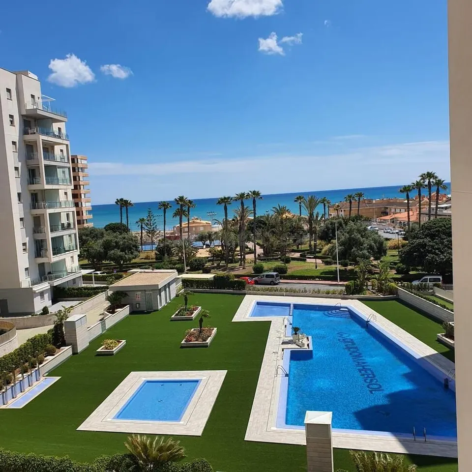 Piso 2 dormitorios en venta - Torrevieja centro