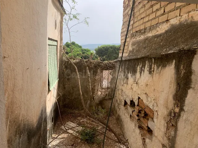 Casa Solar en Cuesta Archidona - Oportunidad Única por €27,500 — 5