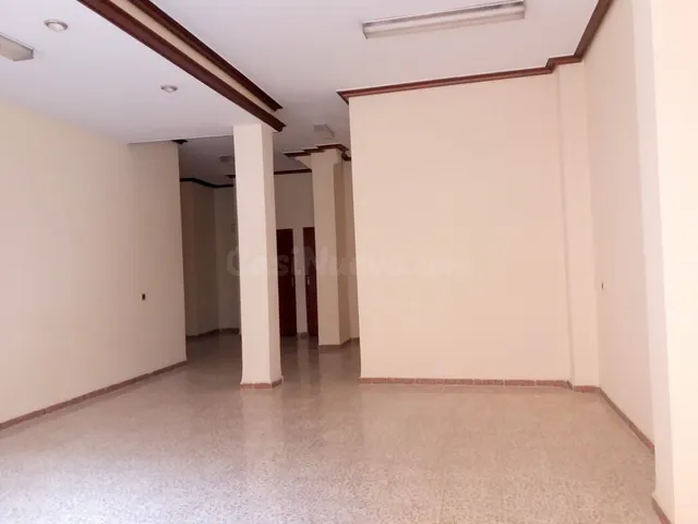 Local comercial 60m² en venta - López de Gomara - foto 2