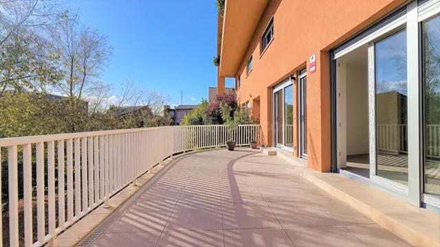 EXCLUSIVO DÚPLEX EN UN OASIS EN REUS - foto 3