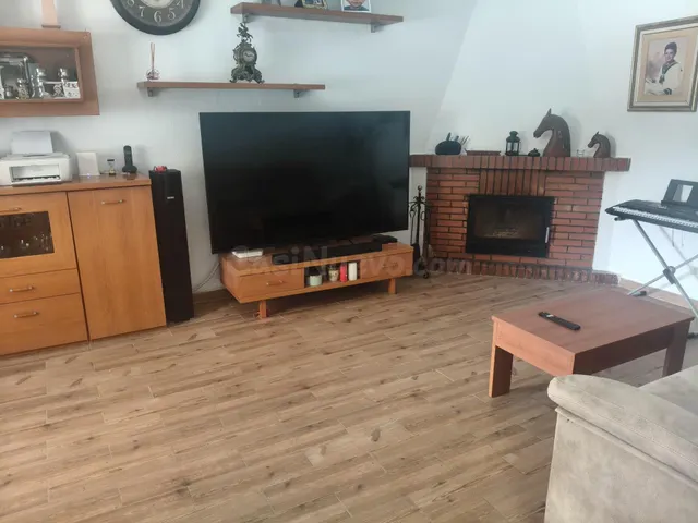 SE VENDE CHALET ADOSADO EN CHICLANA, ZONA PINAR DE LOS FRANC - foto 2