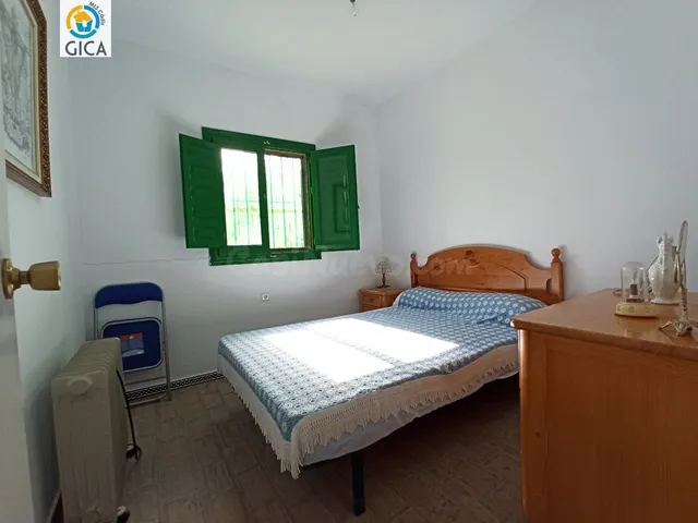 CASA CON PARCELA EN LA SIERRA DE CADIZ -EL BOSQUE - foto 5