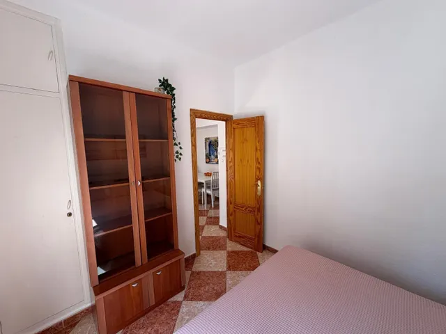 Piso perfectamente conectado en calle Héroe de Sostoa — 28