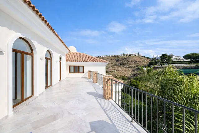 Chalet 7 habitaciones 876m² en venta - Costa del Sol — 8