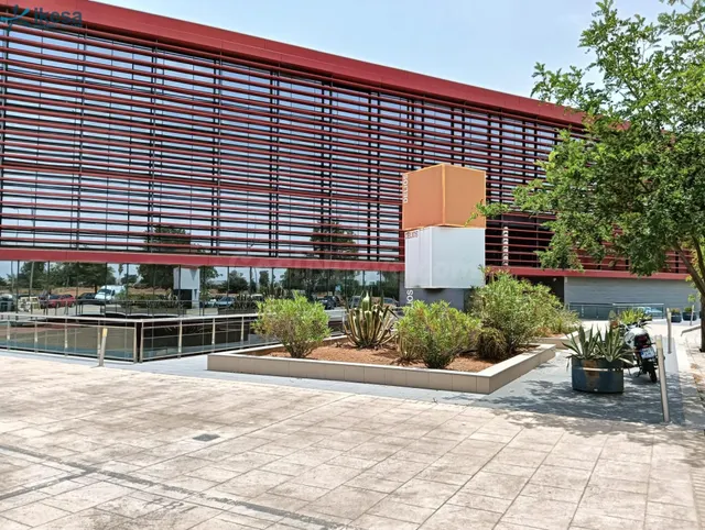 Venta de Oficina + Garaje en Salteras (Sevilla)