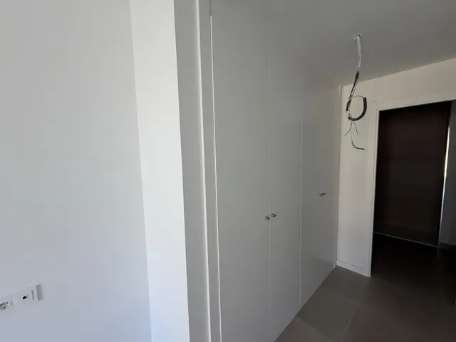 Bajo SUROESTE con altura de primera con terraza y jardín con vista al Mar — 14