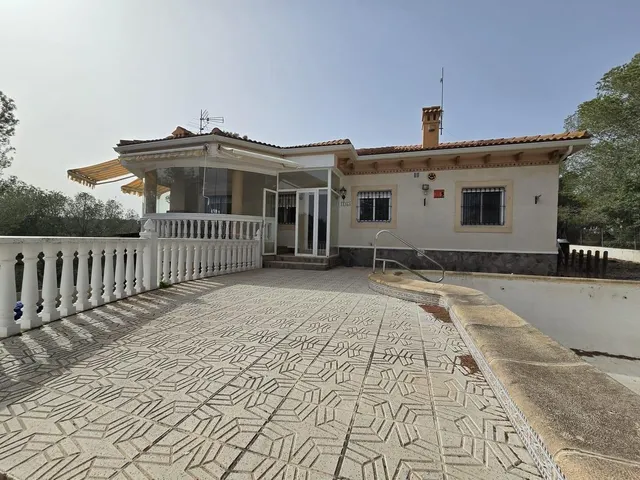 Fantástica villa independiente en Pinar de Campoverde — 41