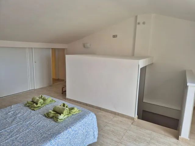 Piso 4 habitaciones 200m² en venta - Playa del Duque — 34