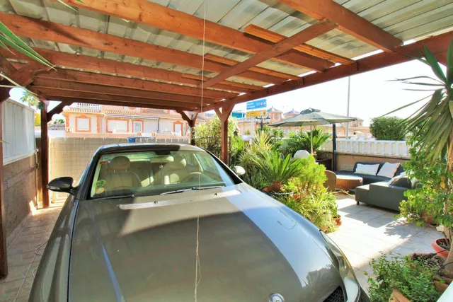 Villa 3 habitaciones 83m² en venta - La Zenia — 30