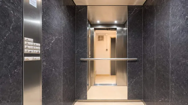 Elegante vivienda en esquina con garaje OPCIONAL en pleno centro de Alicante (Castaños / Santa Bárbara). — 14