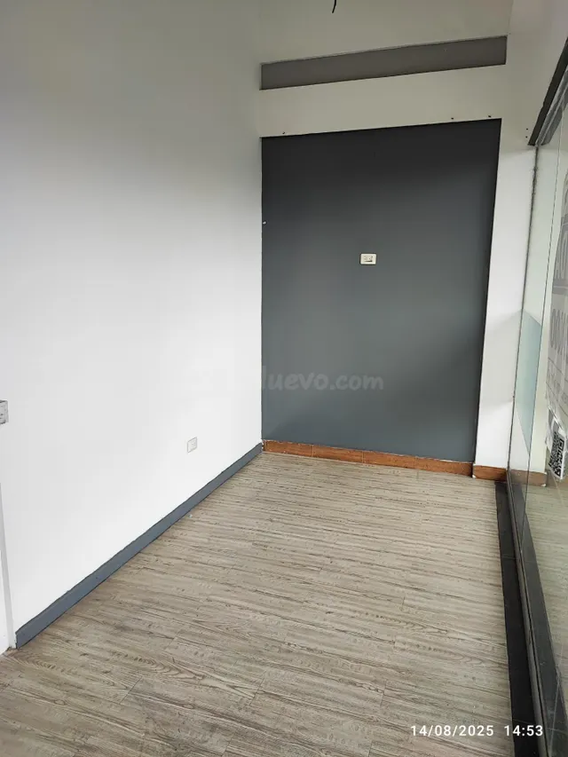 Local comercial 92m² en alquiler - Espinal - foto 5