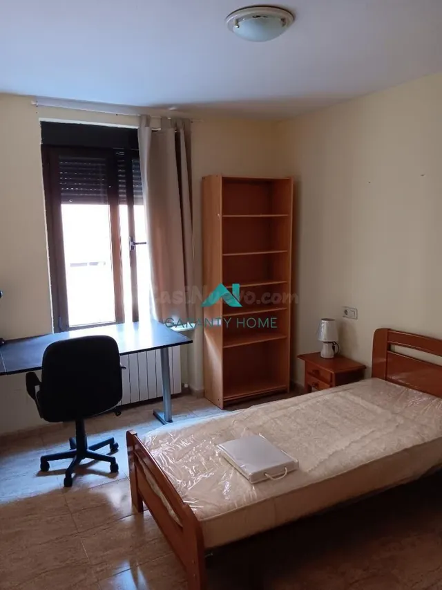 Piso en alquiler para estudiantes y profesionales en Carmeli