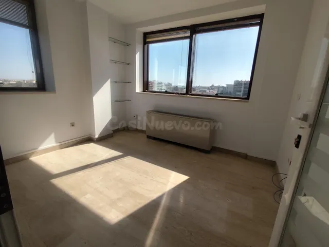 Edificio de Oficina en el centro financiero y comercial! - foto 3