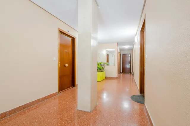 Piso en alquiler en la poveda - totalmente reformado a estrenar — 38