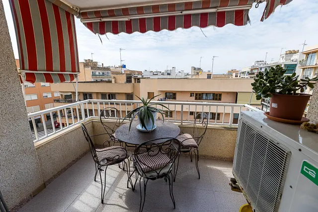 PISO  DE 3 DORMITORIOS CON TERRAZA EN EL ARENAL DE LLUCMAJOR — 6