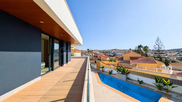 Villa 4 habitaciones 203m² en venta - La Marquesa — 34
