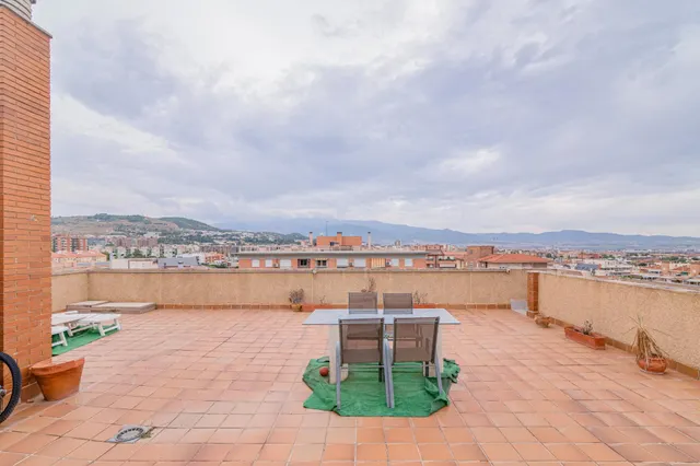 Exclusivo atico en residencial gran parque  en venta de 4 dormitorios en el barrio albayda — 41