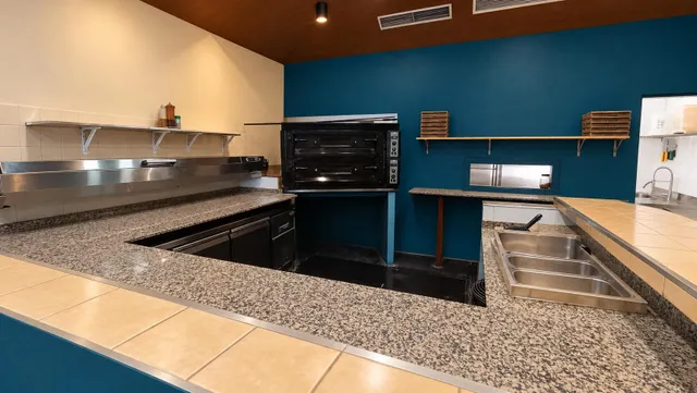 Pizzería para llevar en traspaso en Valencia | equipada | 49.000 € — 2