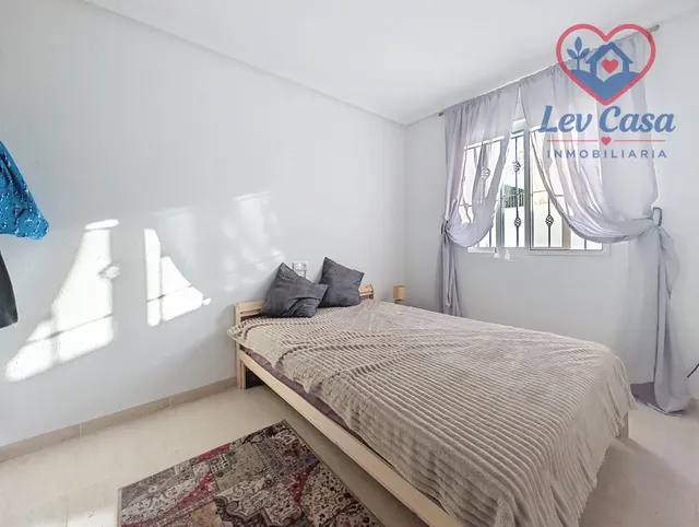 Casa adosada con orientación sur y solárium en Camposol — 11