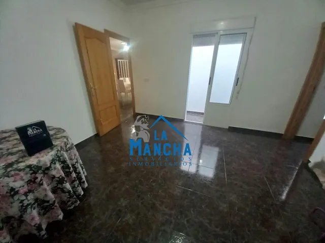 *130.000€* .INMOBILIARIA LA MANCHA VENDE CASA EN LA GINETA-ALBACETE. — 28