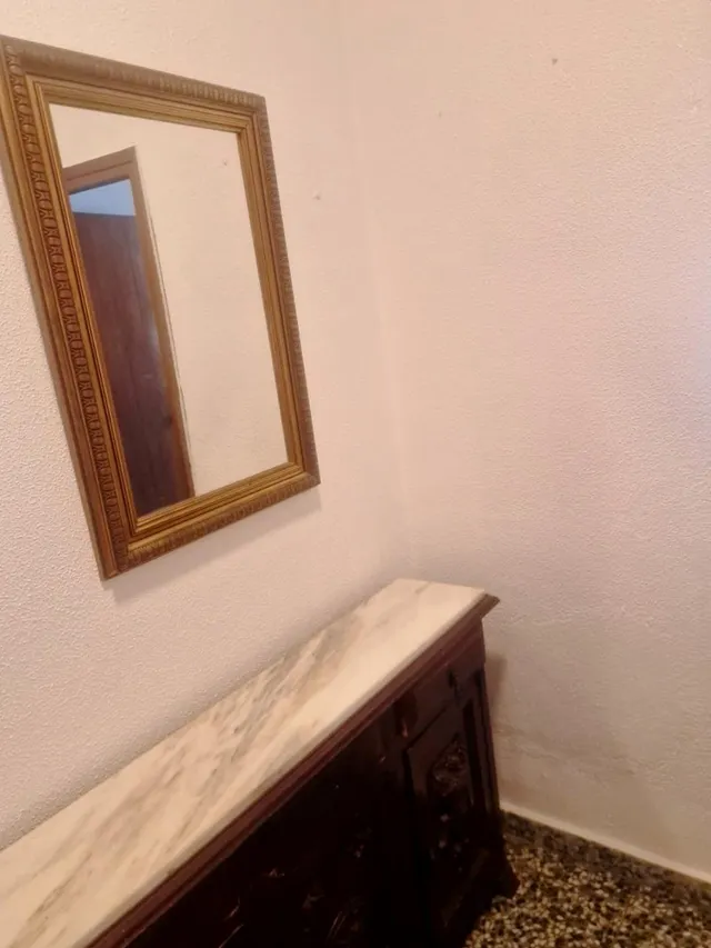 Piso exterior en esquina con ascensor, 3 dormitorios y terraza – Av. Barcelona — 7