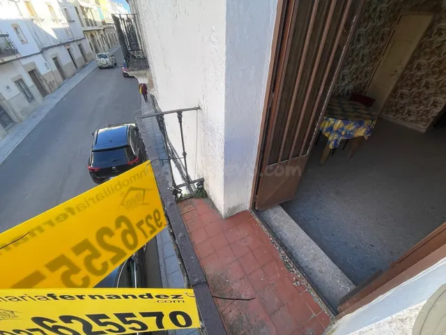CASA PARA REFORMAR EN ARROYO DE LA LUZ - foto 4