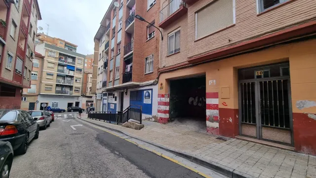 Garaje en venta en José Echegaray. Delicias — 2