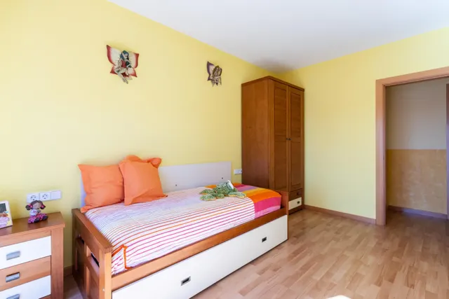 Espectacular Casa en Castellar del Vallès — 46