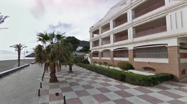 Magnífico piso en Primera línea de playa, con vistas al mar — 39
