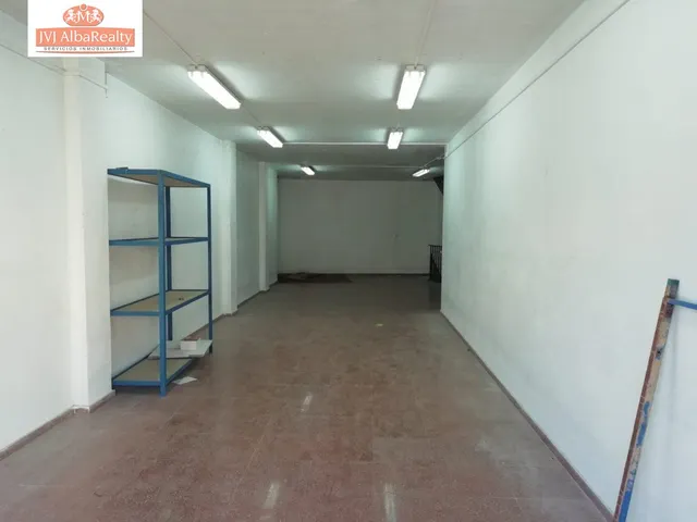 EXTRAORDINARIO LOCAL EN VENTA EN MADRIGUERAS PREPARADO PARA EDIFICAR VIVIENDA — 10